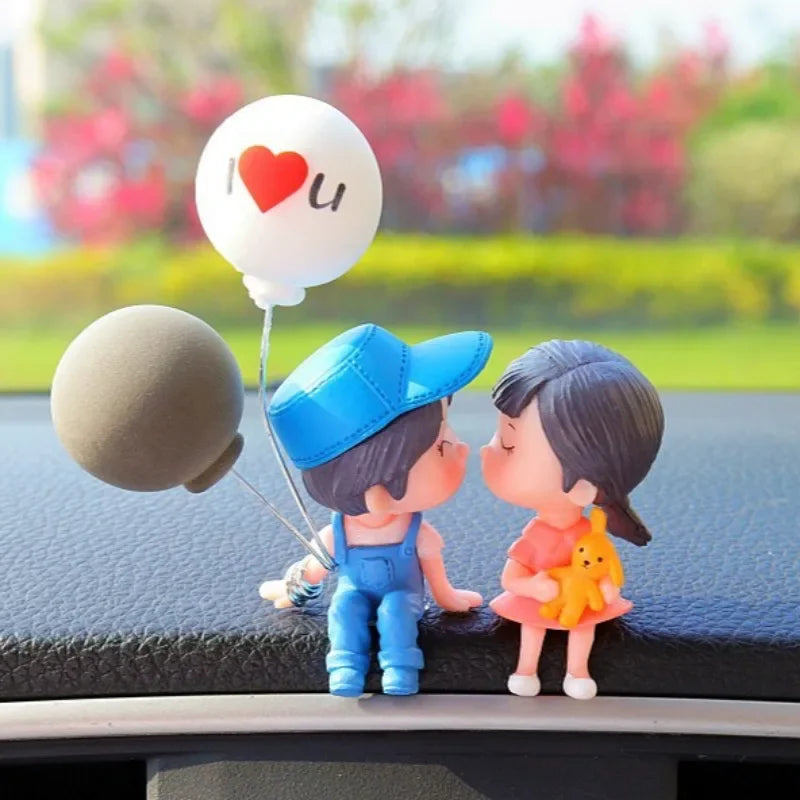 Cute Balloon Couple Resin Decor – Romantic Gift & Home Accent