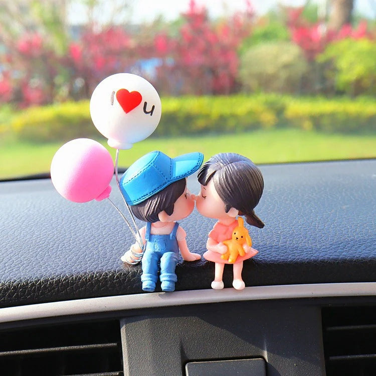 Cute Balloon Couple Resin Decor – Romantic Gift & Home Accent