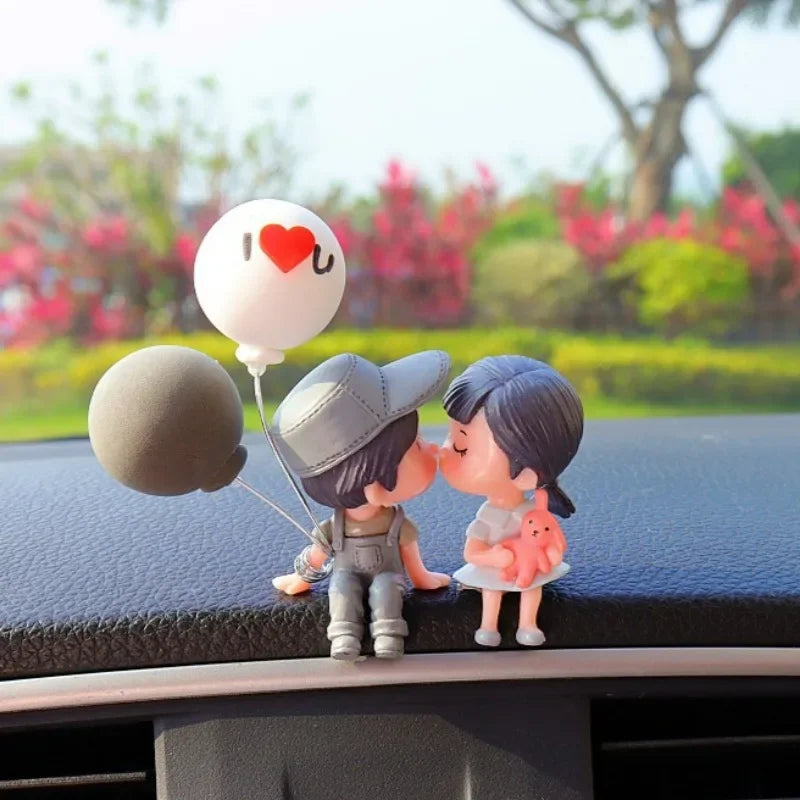 Cute Balloon Couple Resin Decor – Romantic Gift & Home Accent