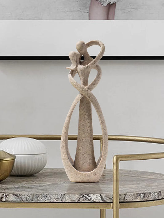 Elegant Embrace Couple Sculpture – Nordic Style Resin Art for Home & Office Decor