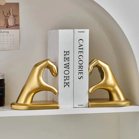 Golden Heart Hands Decorative Bookends – Luxury Resin Sculptures for Shelves & Home Office Decor