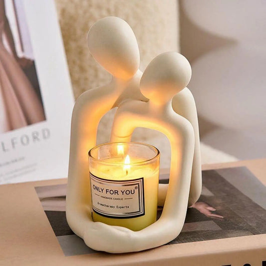 Heartwarming Couple Resin Figurine – Modern Decorative Accent for Home & Bookshelves